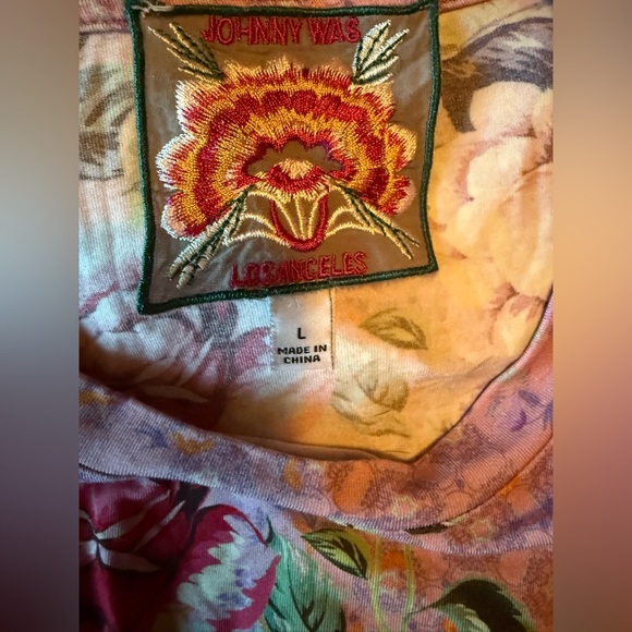 Johnny Was Floral Pink Top - Picture 3 of 4